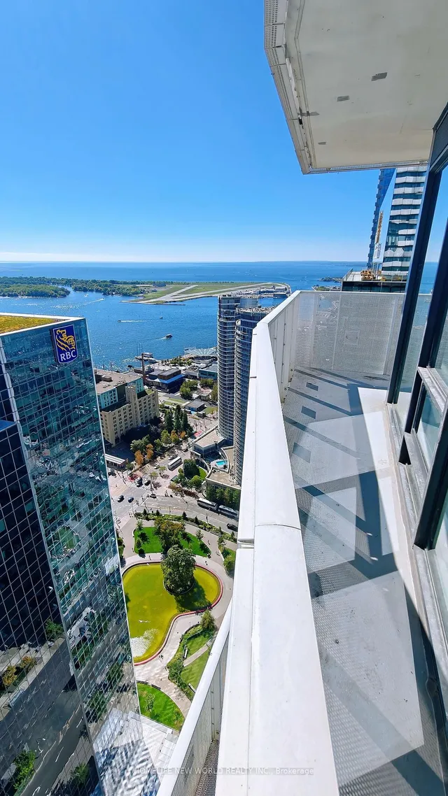 Additional image 19 of 88 Harbour St Unit 4810