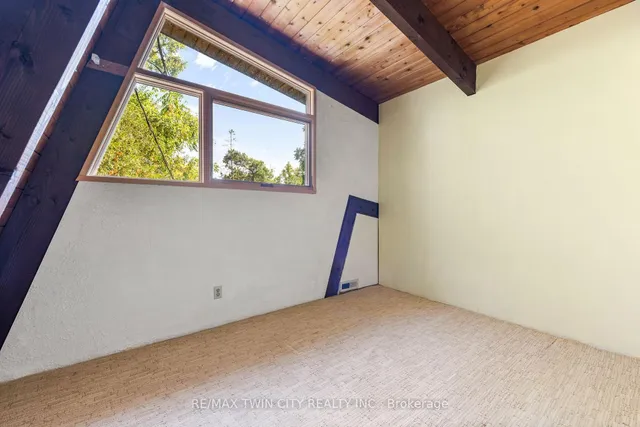 Additional image 31 of 121 Grand Hill Dr