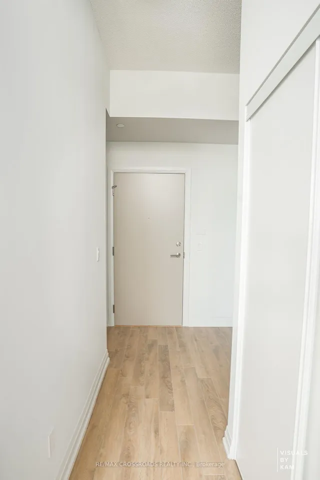 Additional image 11 of 20 Meadowglen Pl Unit 2707