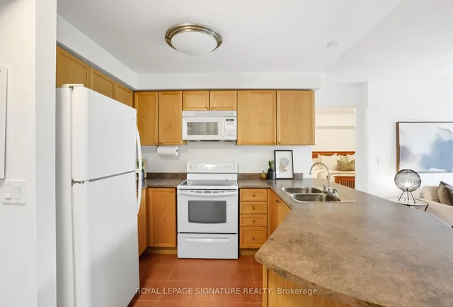 Additional image 31 of 935 Sheppard Ave Unit 402