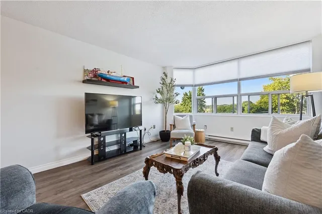 Additional image 9 of 55 Green Valley Dr Unit 307