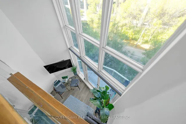 Additional image 21 of 550 Queens Quay Unit 429