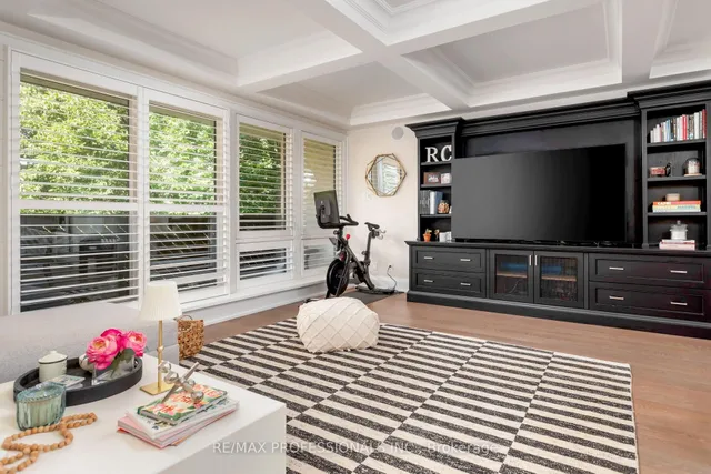 Additional image 20 of 71 Old Mill Rd Unit 304