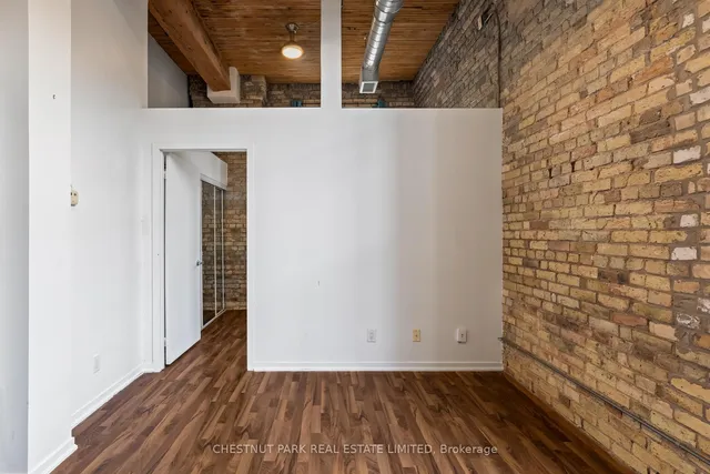 Additional image 24 of 736 Dundas St Unit 201