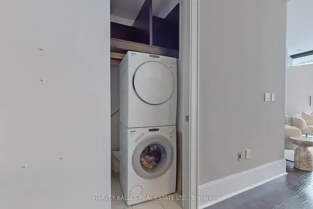 Additional image 34 of 29 Queens Quay Unit 813