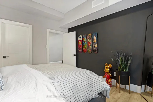 Additional image 29 of 34 Woodcrest Crt