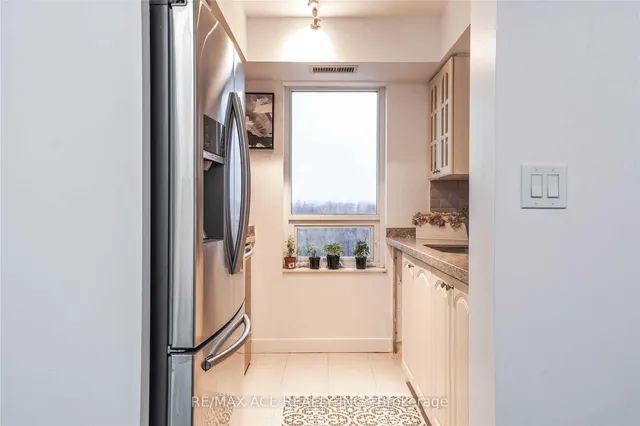 Additional image 8 of 1346 Danforth Rd Unit 513