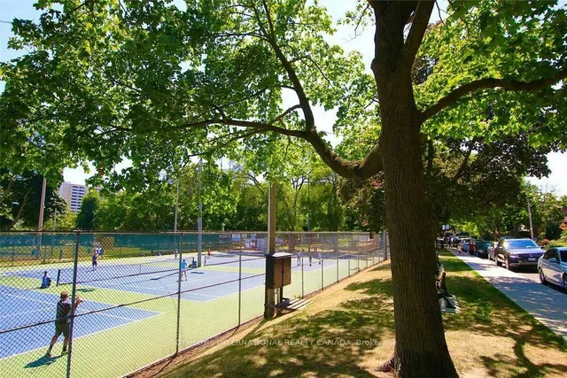 Additional image 39 of 7 Thurloe Ave