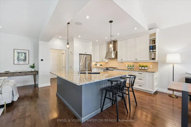 Additional image 10 of 928 Pioneer Grove Crt