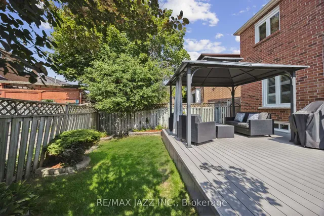 Additional image 46 of 14 Grover Dr