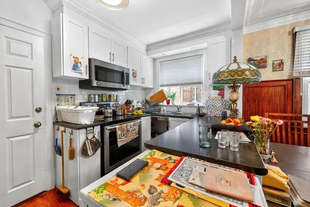 Additional image 32 of 93 Northcliffe Blvd
