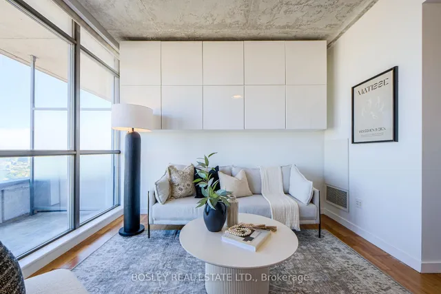 Additional image 13 of 281 Mutual St Unit 2507