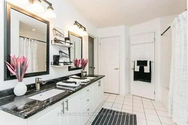 Additional image 27 of 36 Dunnigan Dr