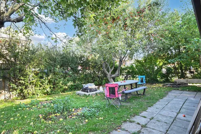 Additional image 16 of 1013 Islington Ave