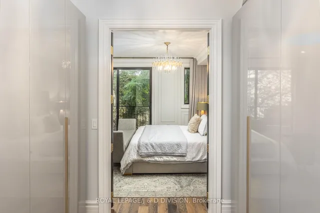 Additional image 23 of 40 Bernard Ave