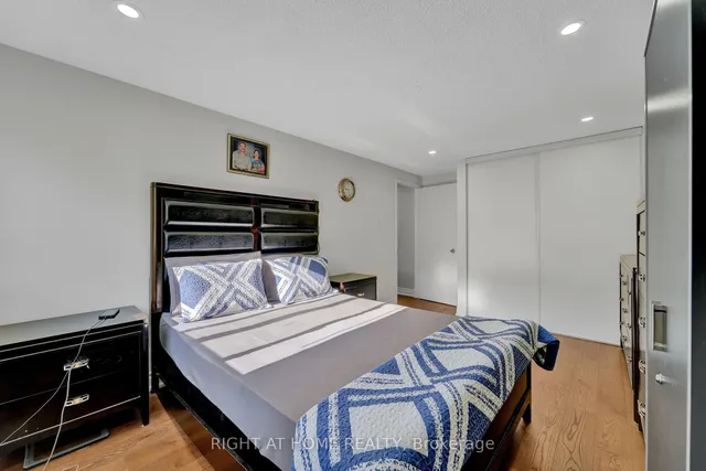 Additional image 22 of 105 Hupfield Tr