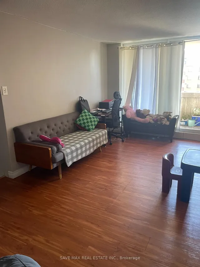 Additional image 11 of 2645 Jane St Unit 507