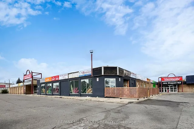 Additional image 38 of 49 Magellan Dr