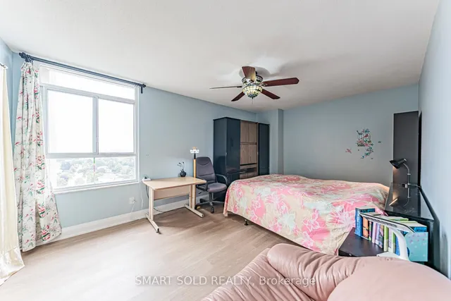 Additional image 16 of 2550 Pharmacy Ave Unit 1212