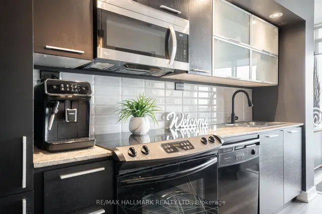 Additional image 9 of 25 Capreol Crt Unit 3008
