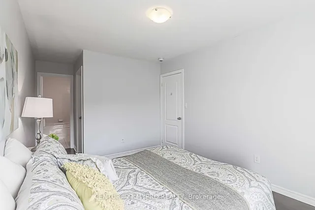 Additional image 20 of 12 Eaton Park Lane Unit 3