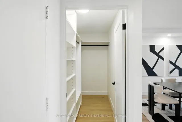 Additional image 4 of 812 Burnhamthorpe Rd Unit 907