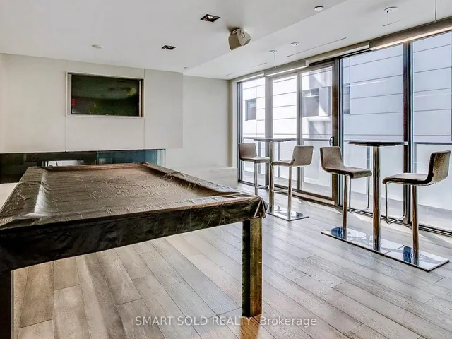 Additional image 21 of 101 Peter St Unit 801