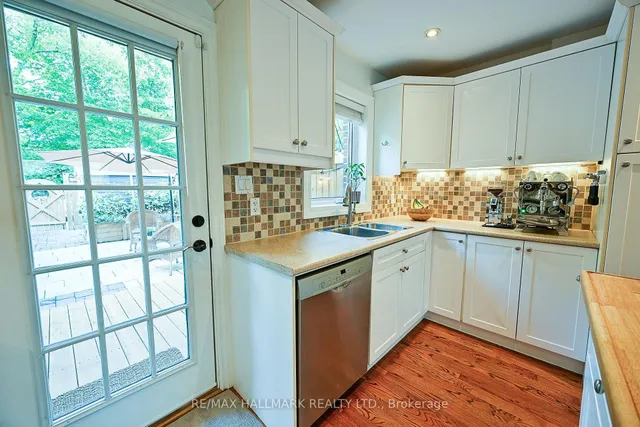 Additional image 11 of 3318 Bathurst St