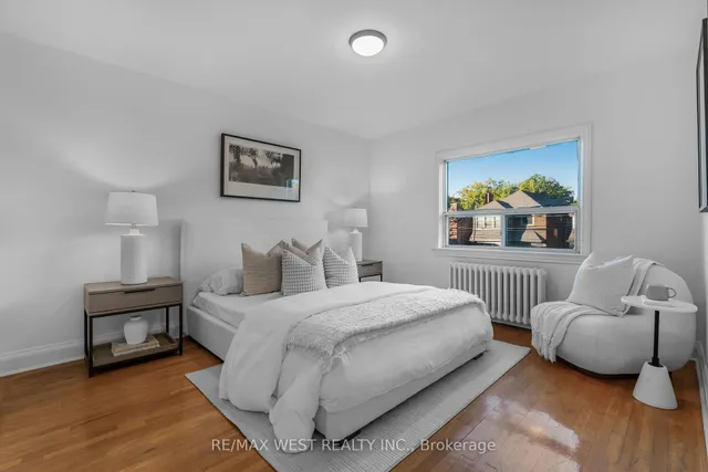 Additional image 18 of 215 Jane St