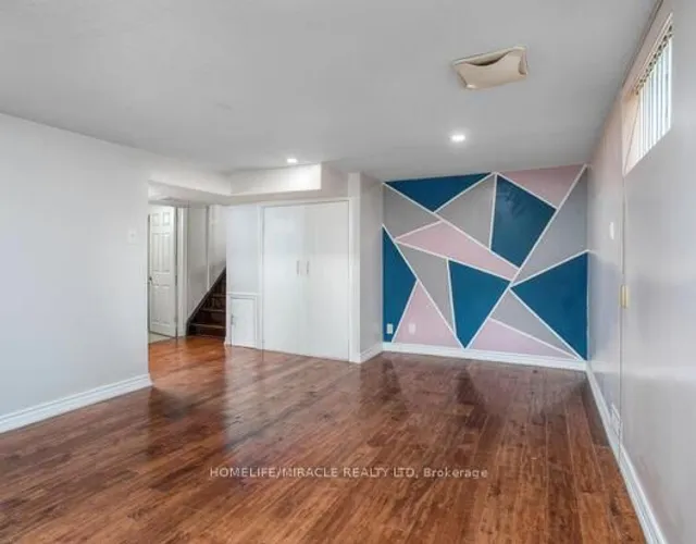 Additional image 23 of 70 Elm Ridge Dr