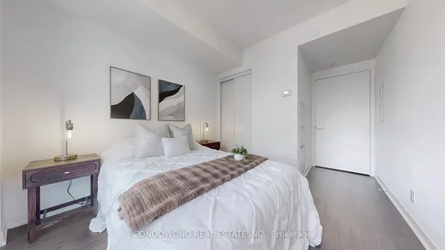 Additional image 8 of 100 Harbour St Unit 4102