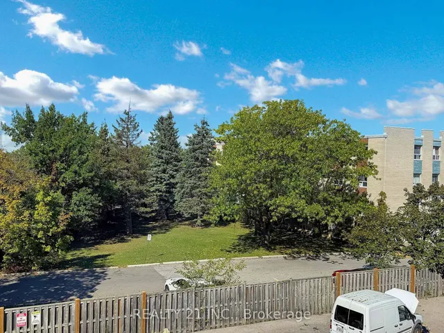 Additional image 33 of 40 Rexdale Blvd Unit 2