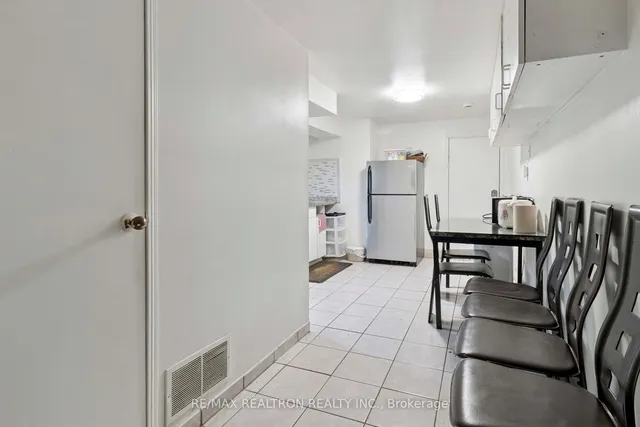 Additional image 39 of 76 Ruthmar Cres