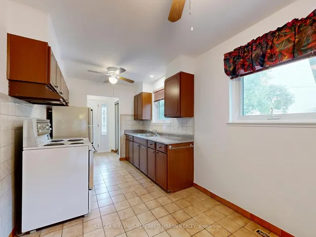 Additional image 8 of 70 Crossbow Cres