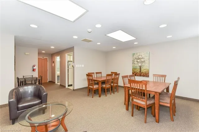 Additional image 30 of 20 Ellen St Unit 610