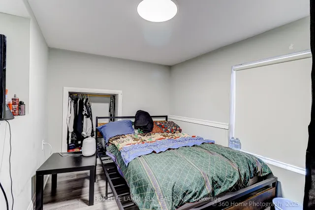 Additional image 23 of 123 Queens Dr