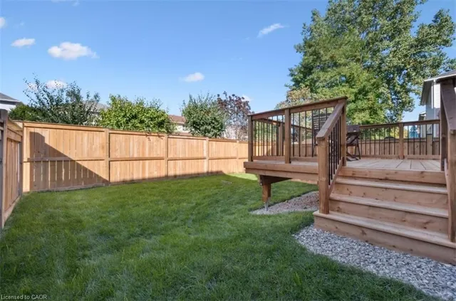 Additional image 33 of 416 Beaumont Cres