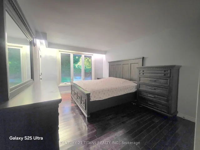 Additional image 25 of 72 Felicity Dr