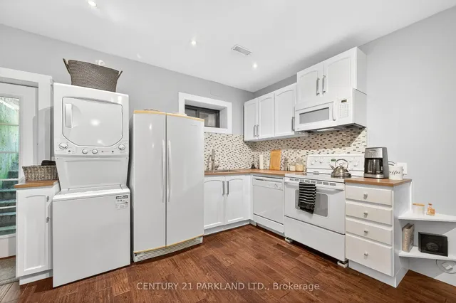 Additional image 31 of 10 Rexford Rd