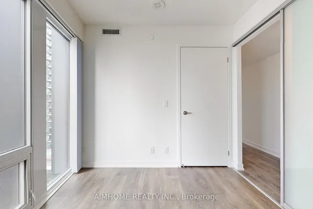 Additional image 24 of 60 Shuter St Unit 1702