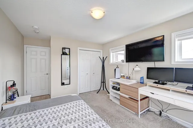 Additional image 27 of 1102 Fairway Rd Unit B