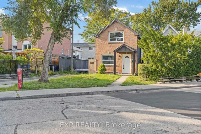 15 Eileen Ave