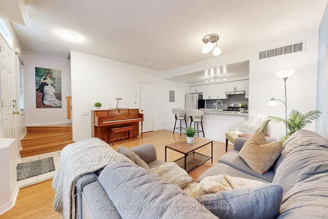 Additional image 6 of 760 Lawrence Ave Unit 174