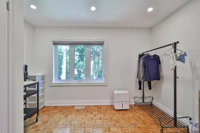 Additional image 41 of 58 Yorkview Dr