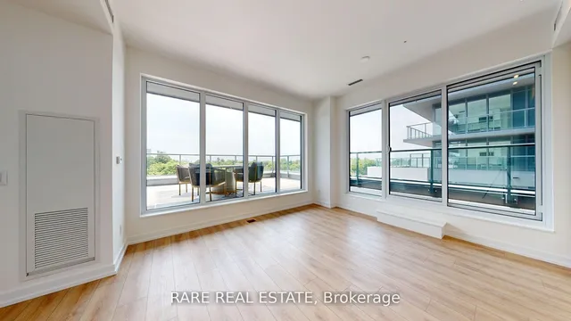 Additional image 10 of 500 Dupont St Unit 417