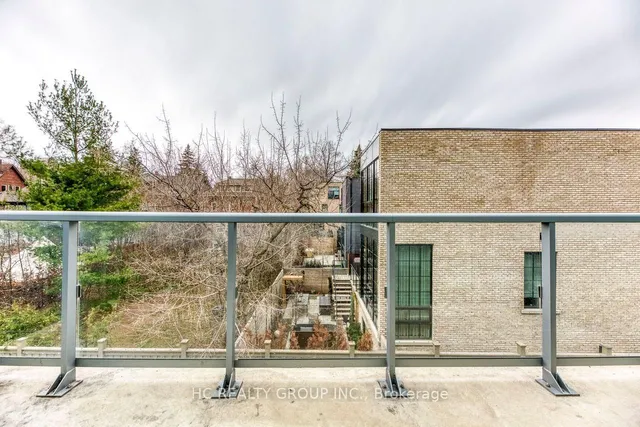 Additional image 16 of 6 Parkwood Ave Unit 302