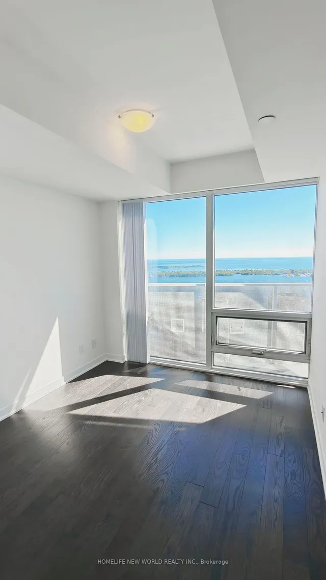 Additional image 12 of 88 Harbour St Unit 4810