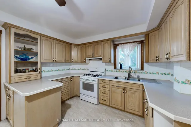 Additional image 13 of 38 Courton Dr