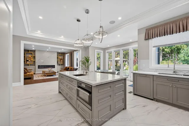 Additional image 12 of 18 Suncrest Dr