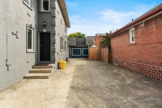 Additional image 33 of 197 Lambton Ave